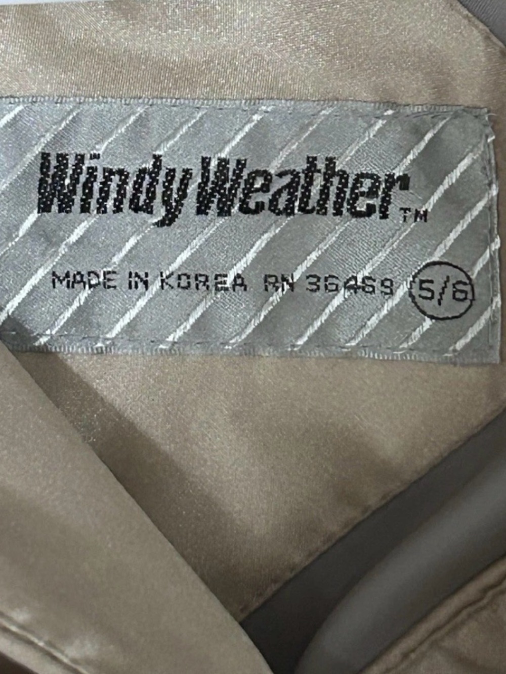 Vintage Windy Weather 60/70’s Women’s Trench Coat 5/6 Movie Prop - Picture 3 of 6